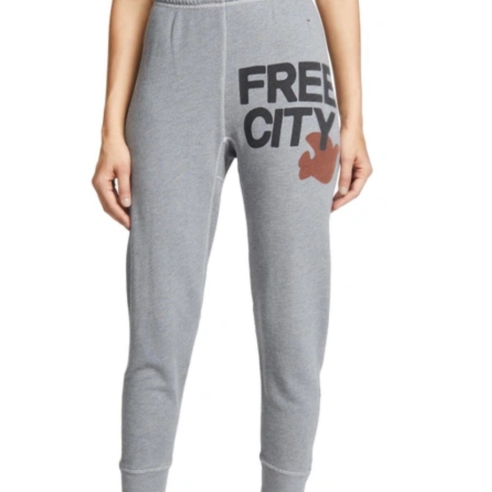 !FREE CITY SWEATPANTS BUNDLE!